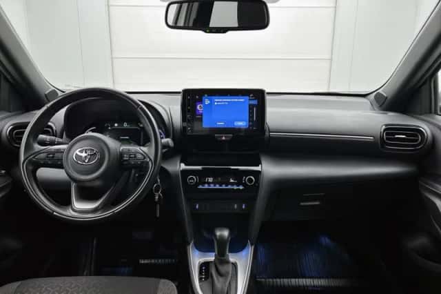Toyota Yaris_Cross (2023) thumbnail 4