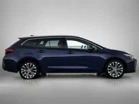 Toyota Corolla_Touring_Sports (2025) thumbnail 11