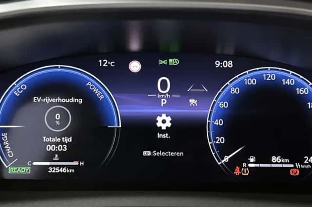Toyota Corolla_Touring_Sports (2025) thumbnail 5