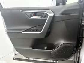 Toyota RAV4 (2022) thumbnail 29