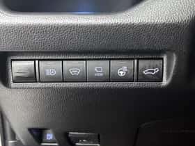 Toyota RAV4 (2022) thumbnail 33