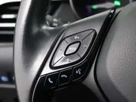 Toyota C-HR (2018) thumbnail 19