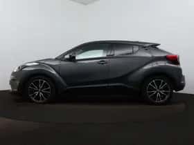 Toyota C-HR (2018) thumbnail 3