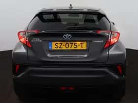 Toyota C-HR (2018) thumbnail 27