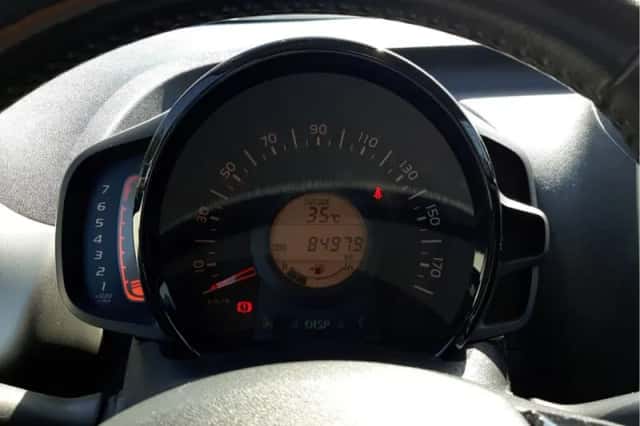 Toyota Aygo (2017) thumbnail 5