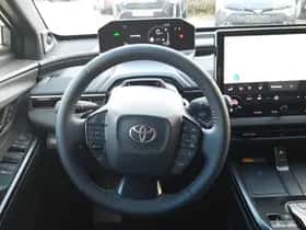 Toyota bZ4X (2026) thumbnail 11