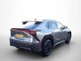 Toyota bZ4X (2026) thumbnail 5
