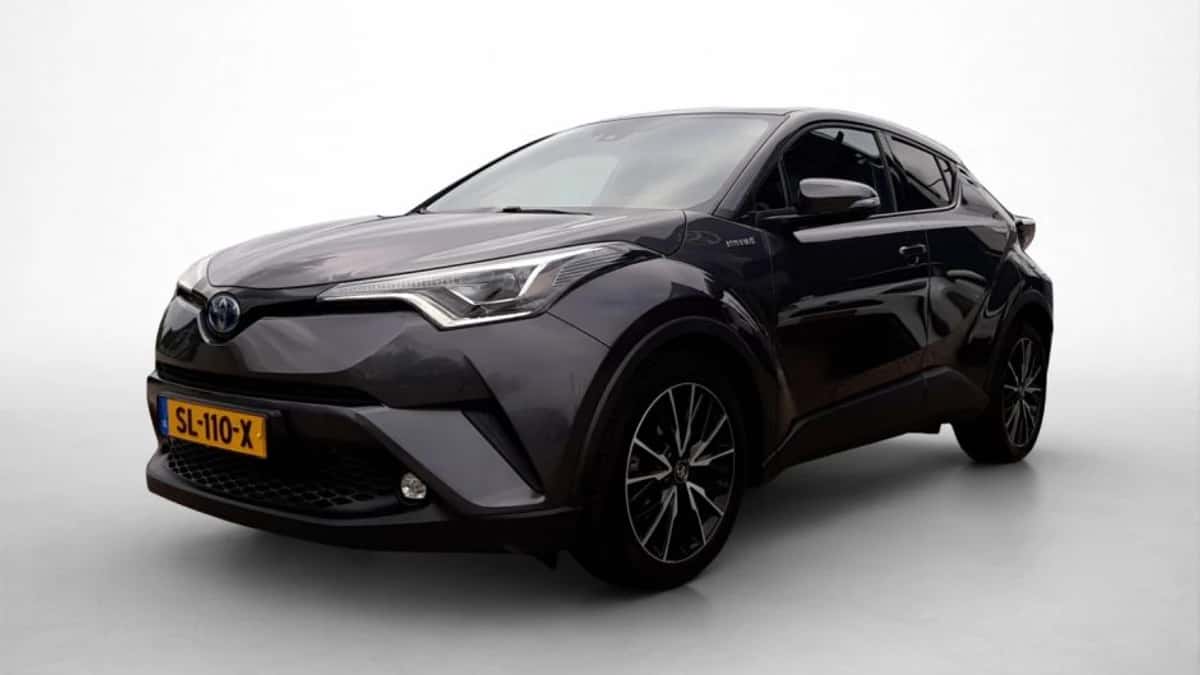 Toyota C-HR (2018) — foto 1