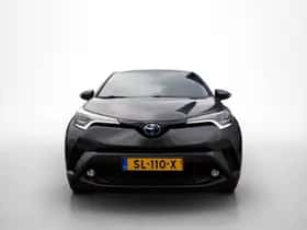 Toyota C-HR (2018) thumbnail 2