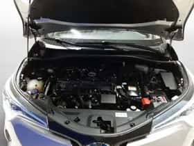 Toyota C-HR (2018) thumbnail 21
