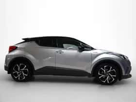 Toyota C-HR (2018) thumbnail 4