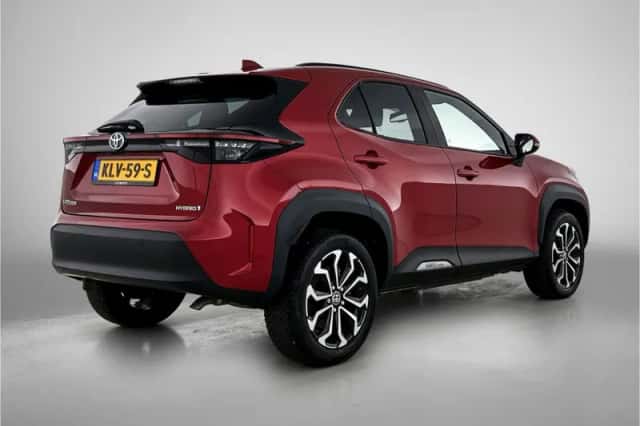Toyota Yaris_Cross (2023) thumbnail 2