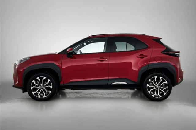 Toyota Yaris_Cross (2023) thumbnail 3