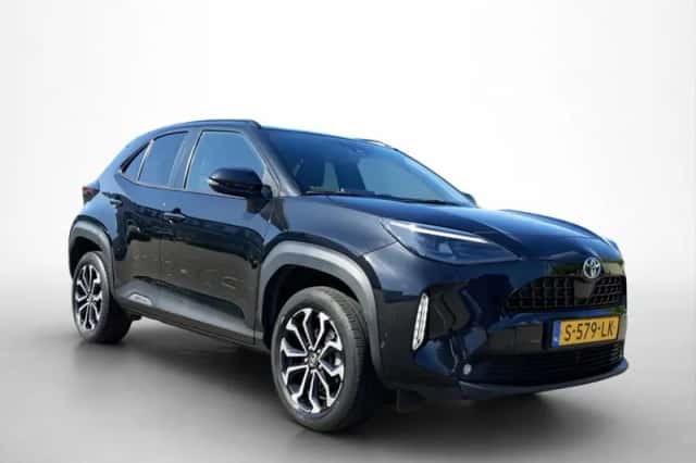 Toyota Yaris_Cross (2023) thumbnail 3