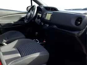 Toyota Yaris (2018) thumbnail 18