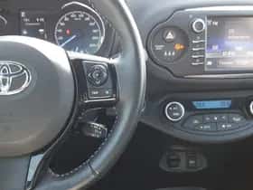 Toyota Yaris (2018) thumbnail 22