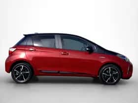 Toyota Yaris (2018) thumbnail 4