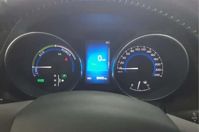 Toyota Auris (2018) thumbnail 5