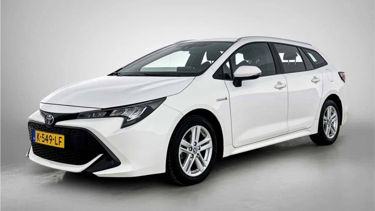 Toyota Corolla_Touring_Sports (2021) — foto 1