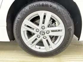 Toyota Corolla_Touring_Sports (2021) thumbnail 22