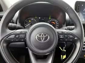 Toyota Yaris (2025) thumbnail 17