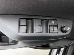 Toyota Yaris (2025) thumbnail 21