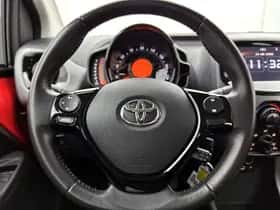 Toyota Aygo (2022) thumbnail 17