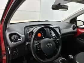 Toyota Aygo (2022) thumbnail 30
