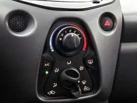 Toyota Aygo (2022) thumbnail 9