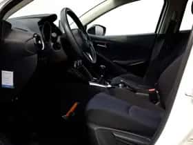 Mazda 2 (2017) thumbnail 12