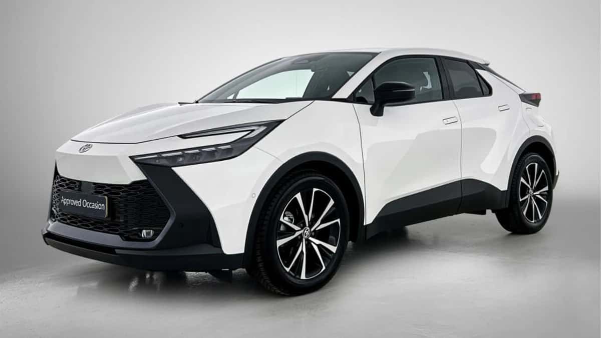 Toyota C-HR (2024) — foto 1