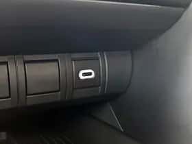Toyota C-HR (2024) thumbnail 23