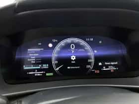 Toyota C-HR (2024) thumbnail 5
