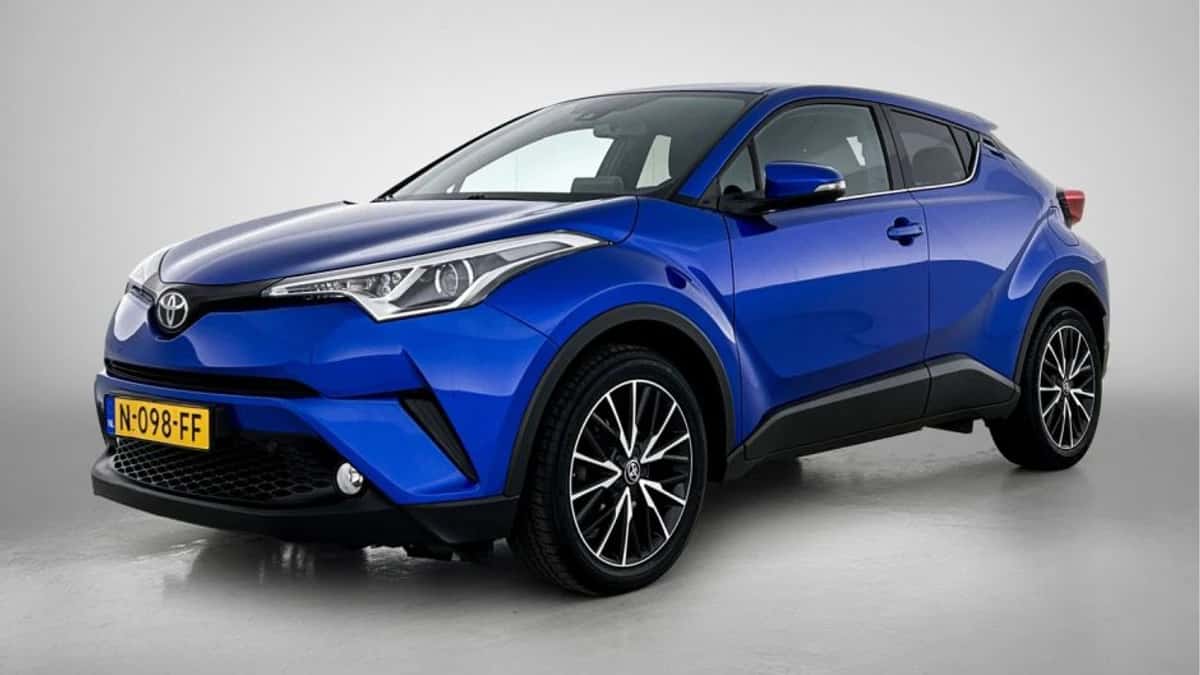 Toyota C-HR (2018) — foto 1