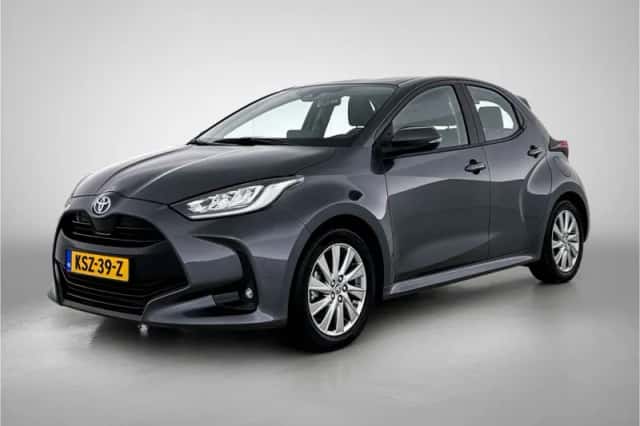 Toyota Yaris (2023) thumbnail 1