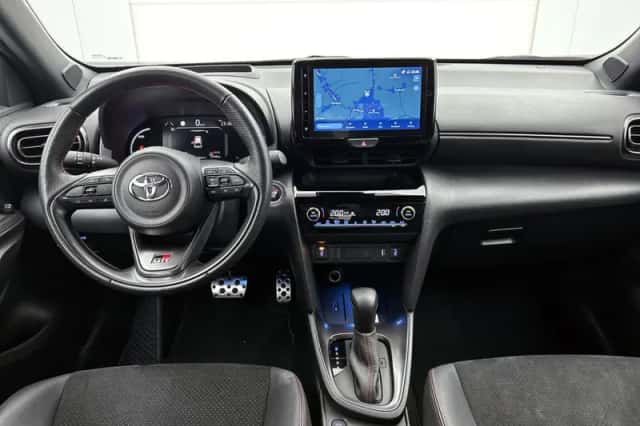 Toyota Yaris_Cross (2023) thumbnail 4