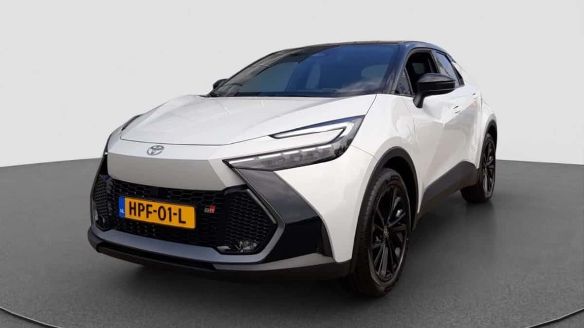 Toyota C-HR (2025) — foto 1