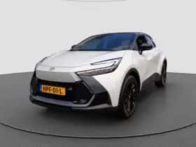 Toyota C-HR (2025) thumbnail 1
