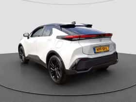 Toyota C-HR (2025) thumbnail 16