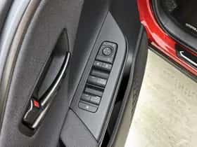 Toyota C-HR (2024) thumbnail 22
