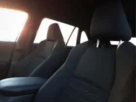 Toyota RAV4 (2026) thumbnail 16