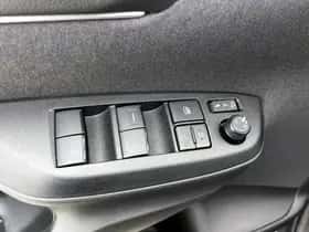 Toyota Yaris (2024) thumbnail 22