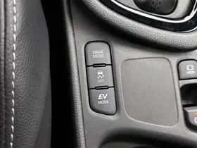 Toyota Yaris (2024) thumbnail 25