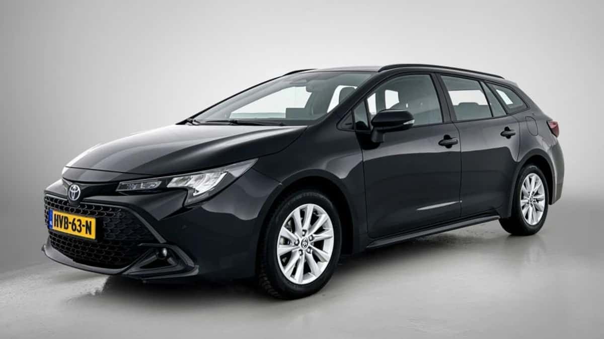 Toyota Corolla_Touring_Sports (2024) — foto 1