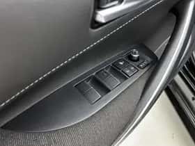 Toyota Corolla_Touring_Sports (2024) thumbnail 31