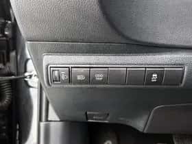 Toyota Corolla_Touring_Sports (2024) thumbnail 42