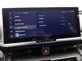 Toyota C-HR (2024) thumbnail 41