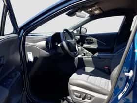 Toyota C-HR (2025) thumbnail 19