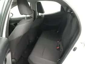 Toyota Yaris (2020) thumbnail 20
