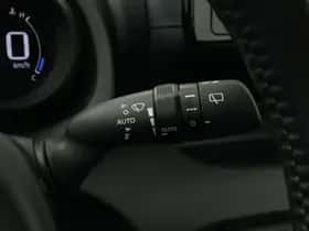 Toyota Yaris (2020) thumbnail 24
